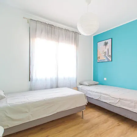 Apartment Ocean Blues *